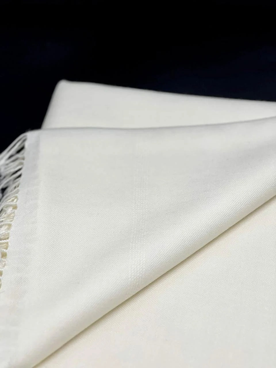 Laso Special Plain White