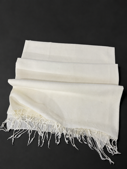 Laso Special Ladies Plain White Shawl