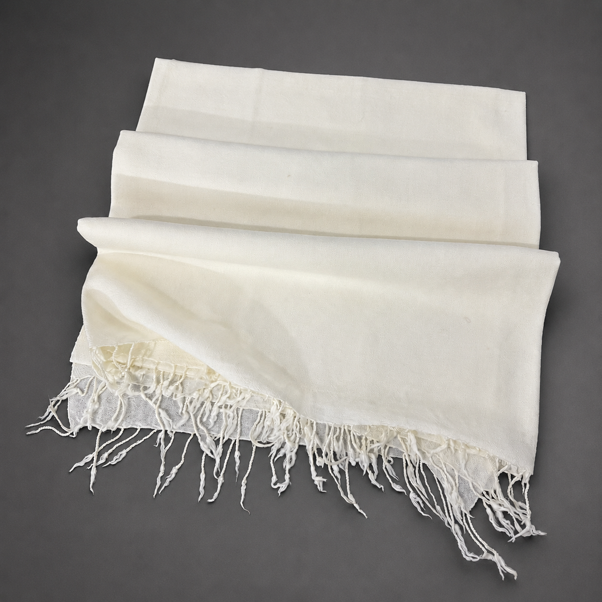 Laso Special Ladies Plain White Shawl