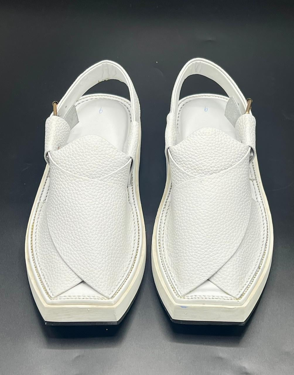 Dotted white Kaptan